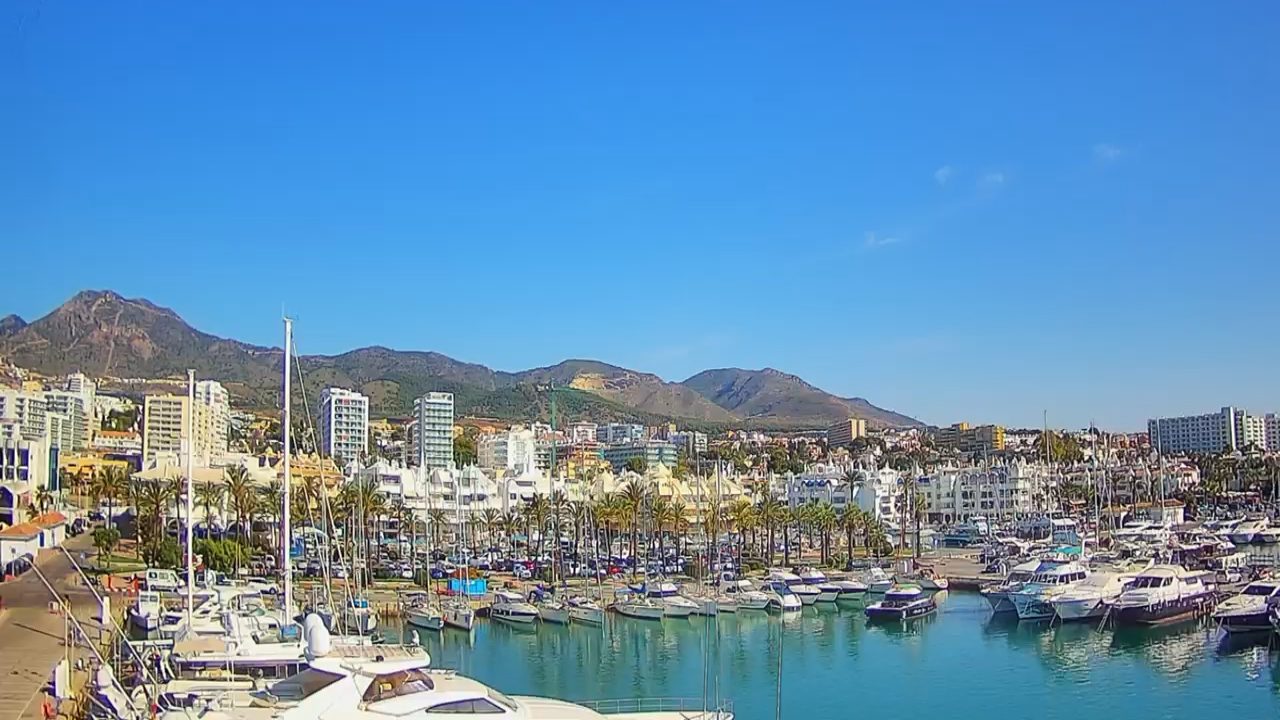 Förhandsvisning av direktsänd kamera för Benalmadena uosto tiesioginė kamera